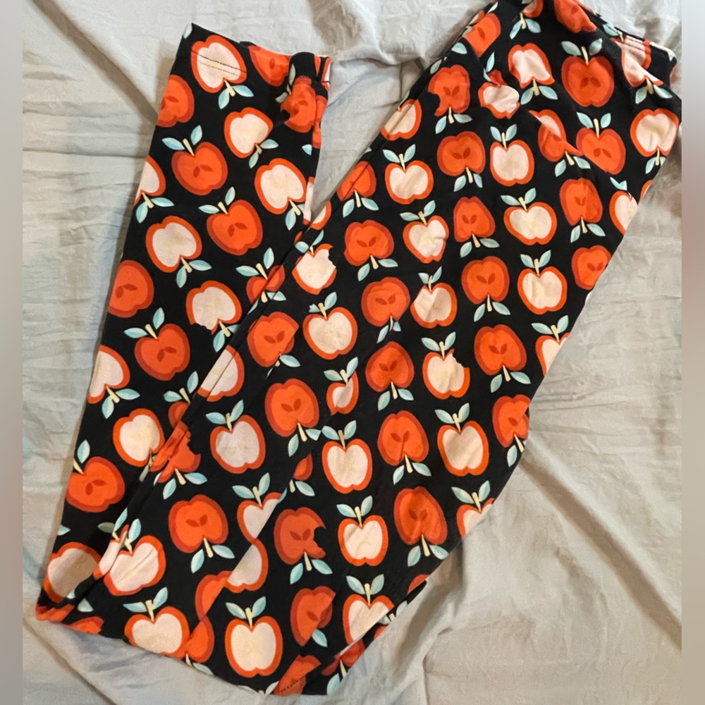 LuLaRoe OS leggings